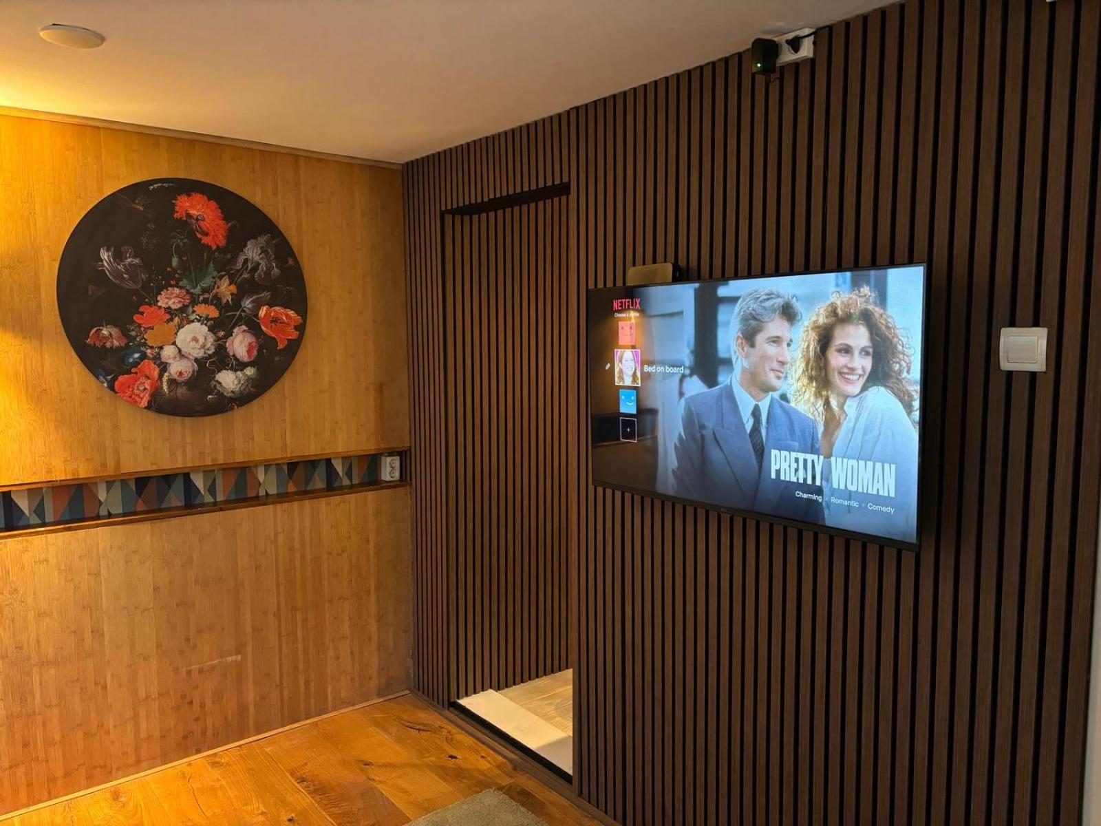 Luxury Studio On Robs Houseboat Special For Couples Amsterdam Eksteriør bilde