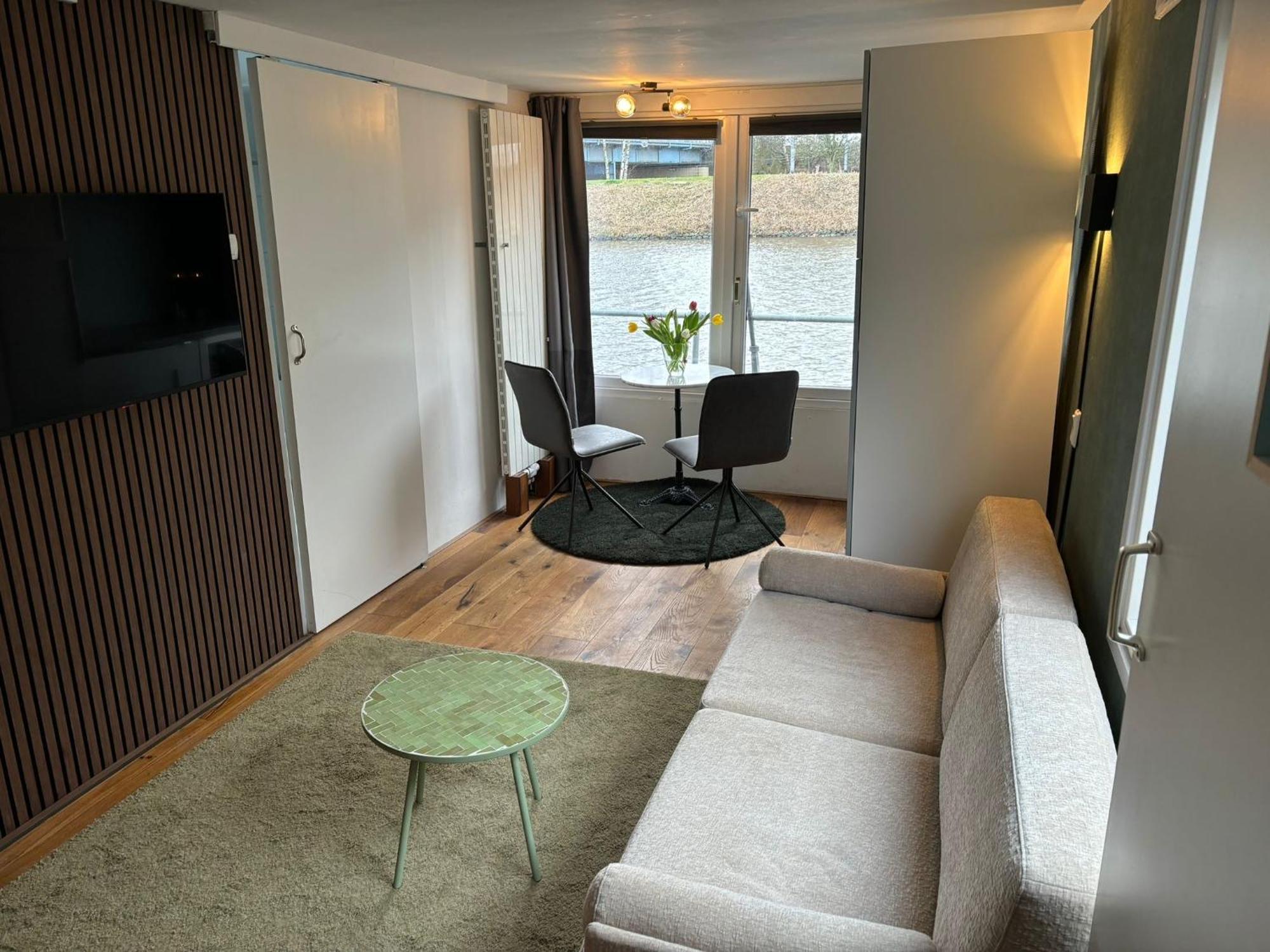 Luxury Studio On Robs Houseboat Special For Couples Amsterdam Eksteriør bilde